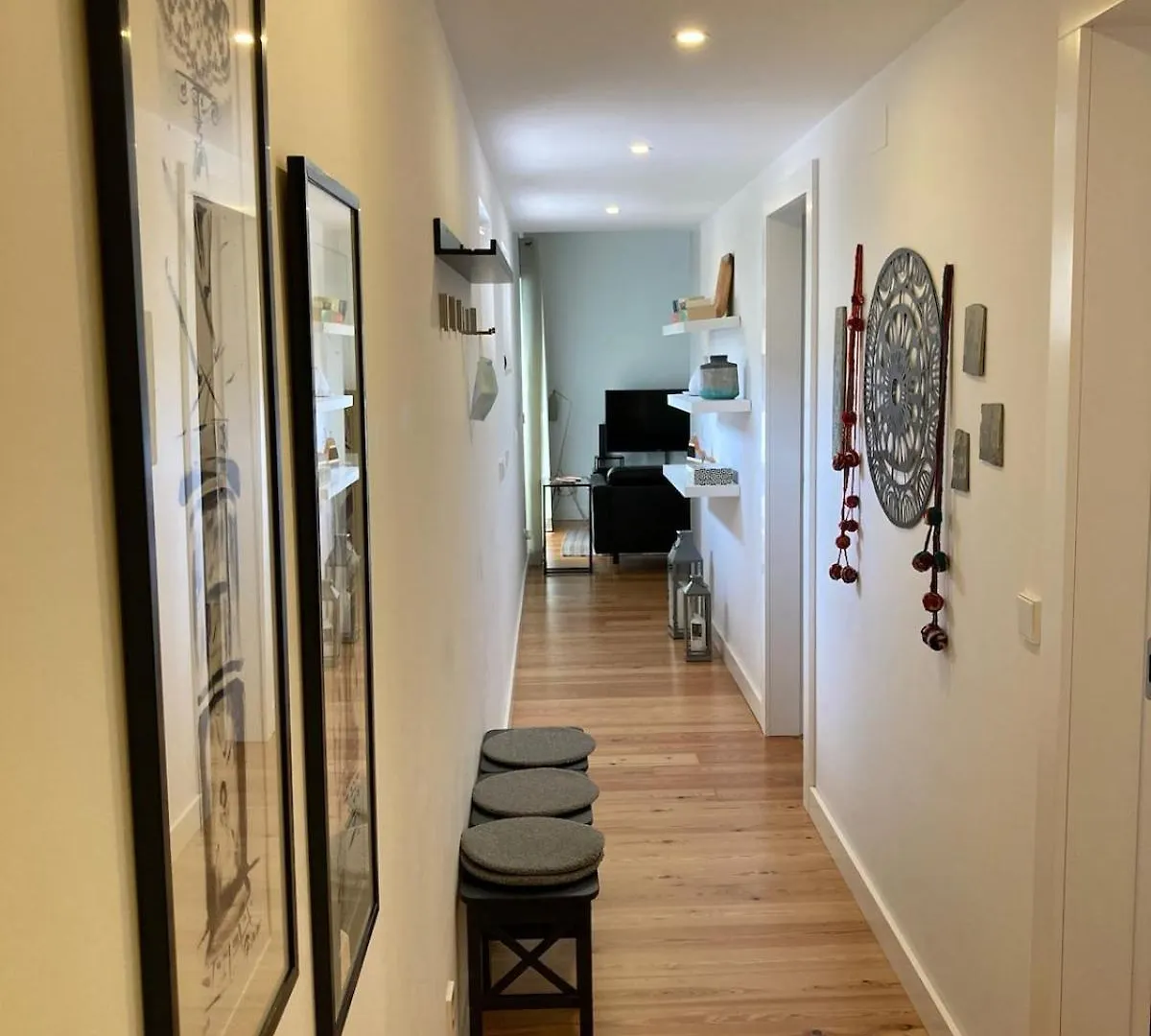 Charming Lisbon Equipped Ac Lift Parking 4P Apartment 0*,  Portugal
